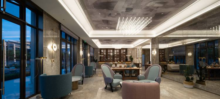 美居酒店(普陀山机场朱家尖蜈蚣峙码头店)图片