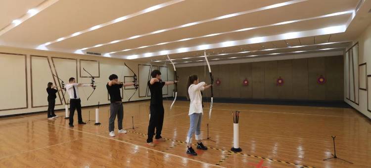 邢台鹊山水世界万信至格酒店图片