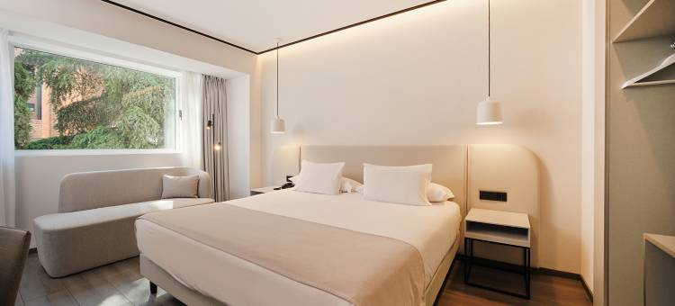 1881 马德里酒店销售(1881 Madrid Ventas Hotel)图片