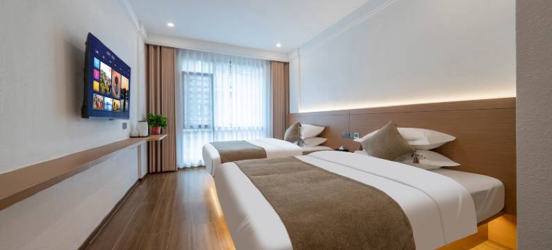 凤凰鹿鸣•民宿(凤凰古城景区南华门店)图片