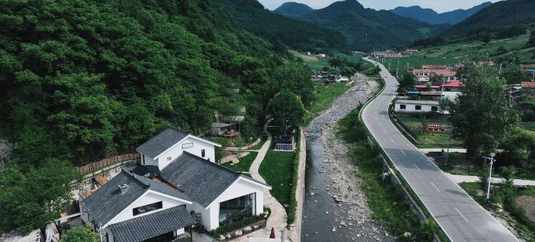 本溪芳草盈温泉度假民宿图片