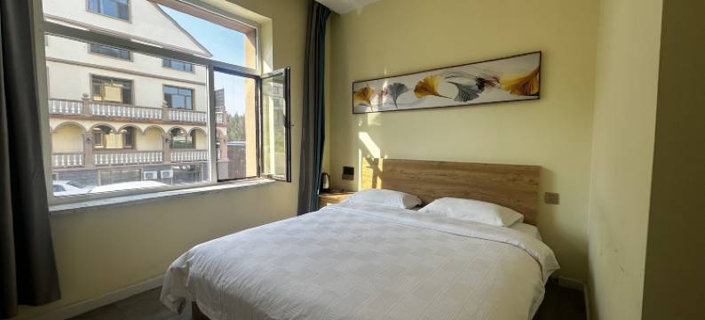 阿尔山大屋小栈酒店(阿尔山火车站店)图片