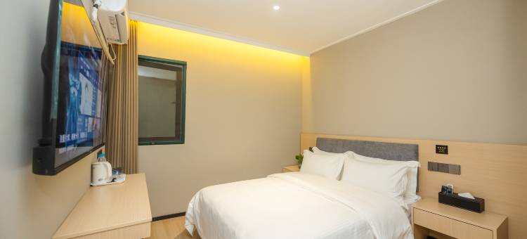 格林豪泰贝壳酒店(上海徐家汇美罗城八万人体育馆地铁站店)图片