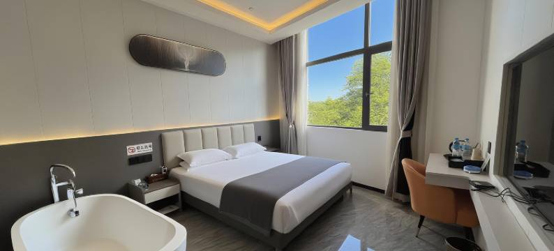 金帝诚酒店(富宁县政府百越公园店)图片