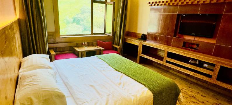 碌曲郎木寺云上朗木藏式民宿图片