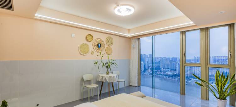 江上客高空江景民宿(解放碑洪崖洞店)图片