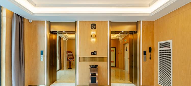 城小蜗电竞酒店(合肥花园大道地铁站店)图片