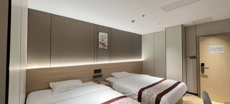 深圳荔山商务酒店(荔林地铁站店)图片