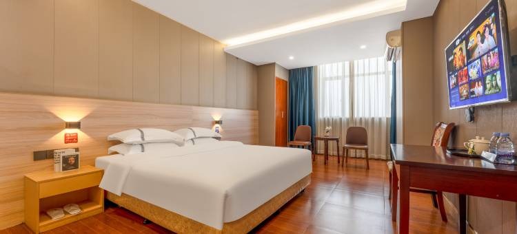 京喜电竞酒店(东莞长安大润发店)图片