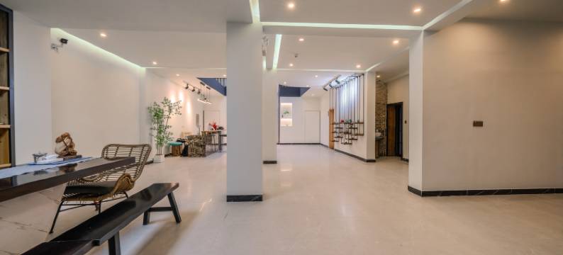 凤凰几何轻宿(凤凰古城景区虹桥店)图片