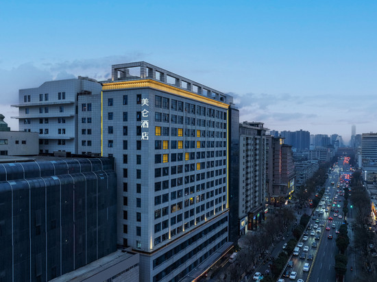 西安钟楼南门美仑酒店