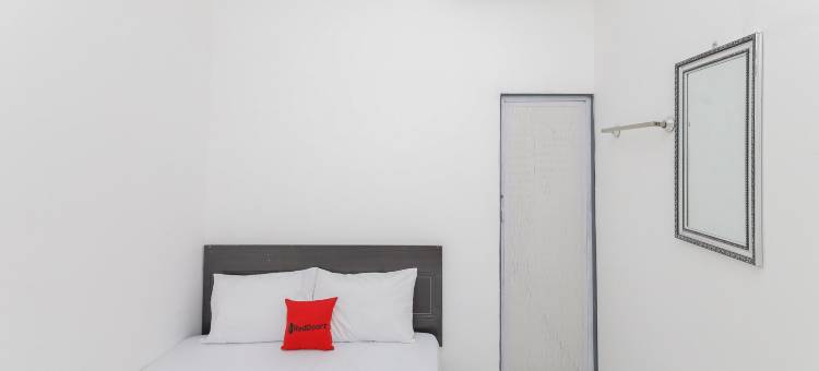 RedDoorz near Mayapada Hospital Surabaya图片