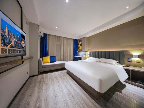 华驿精选酒店(枣庄吾悦广场君山中路店)