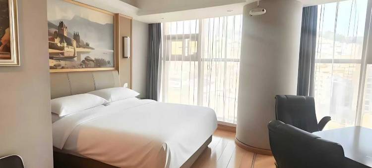 维也纳酒店(丽水青田高铁站店)图片