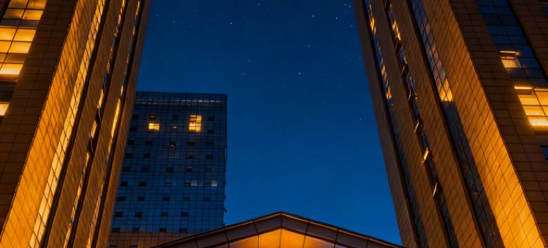 希尔曼假日酒店(驻马店玖隆茂购物公园市政府店)图片