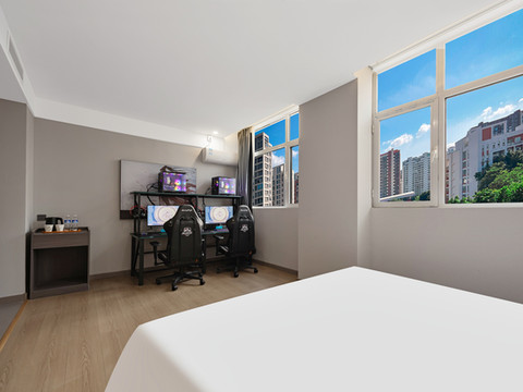 美娱·星峰电竞酒店(海阳人民医院金海螺广场店)