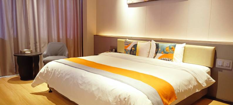 万泓商务酒店(沁阳汽车站店)图片