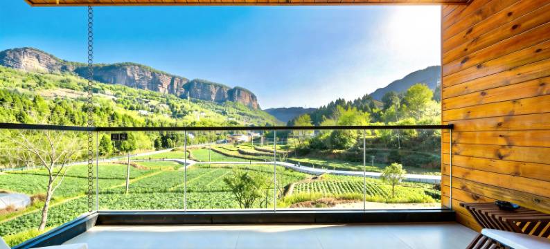 云孚里庄园·溪畔VILLA野奢富硒温汤度假别墅(剑阁双旗美村店)图片