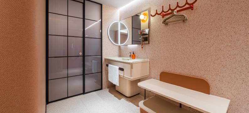 桔子郑州中原万达西三环地铁站酒店图片