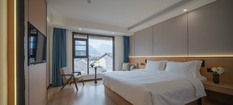 唯品·漫居酒店(张家界国家森林公园标志门店)图片