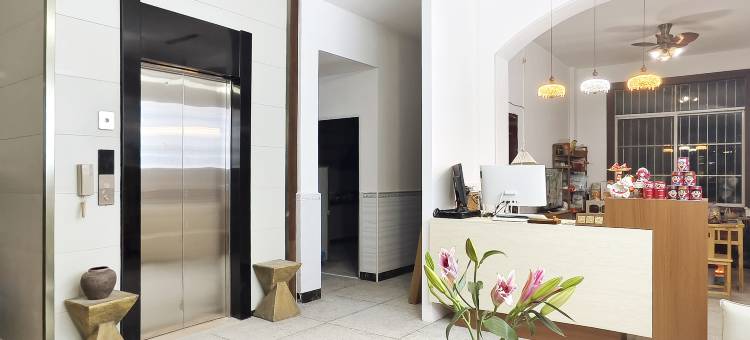 月之云民宿(兴坪古镇二十元背景风景区店)图片