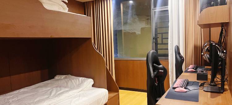 美致栖景电竞酒店(桂林七星景区桂林理工大学屏风校区店)图片