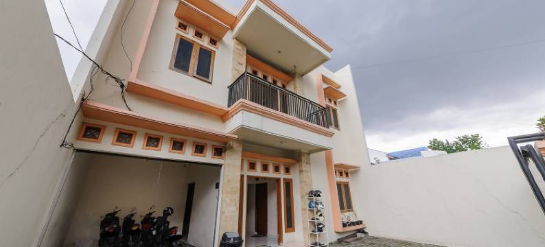 金斯客房梅鲁雅(RedDoorz @ Meruya Utara)图片