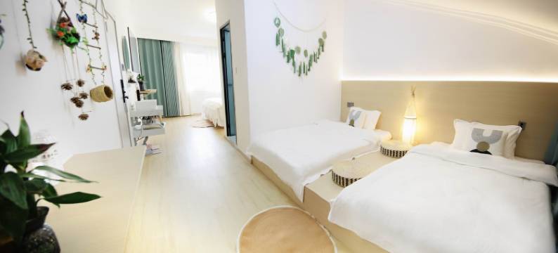 蔓居民宿(清明上河园店)图片