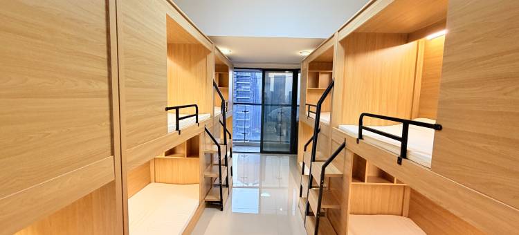 小屋日记青年旅舍(季华六路地铁站店)图片