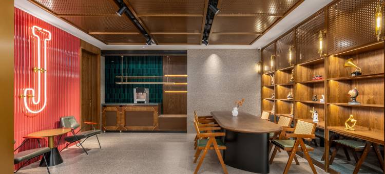喆啡酒店(青岛北站李村夜市店)图片