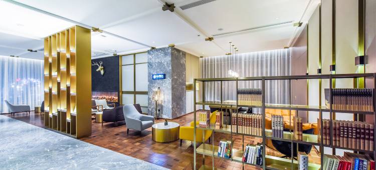 宜尚PLUS酒店(重庆南坪工商大学轻轨站店)图片