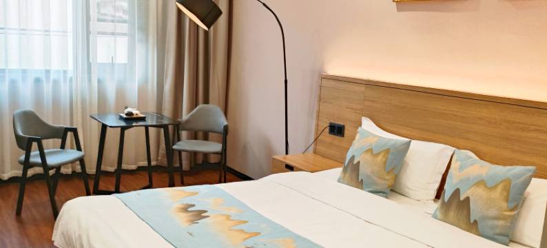 君泰商务酒店(平顶山宝丰店)图片