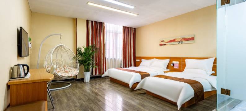 洛阳轩悦精品酒店(兴旺路王城公园地铁站店)图片