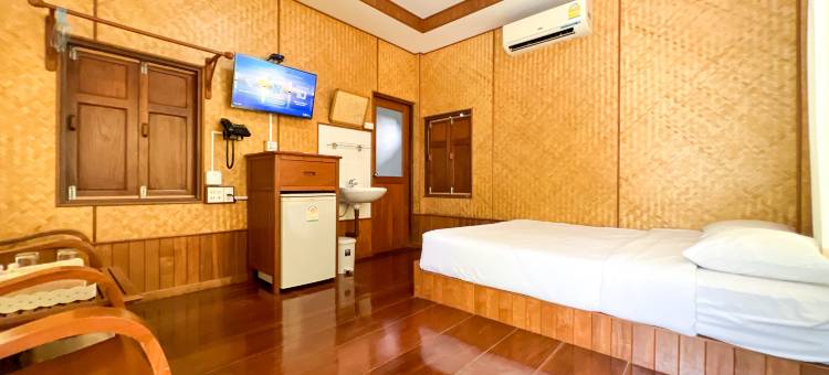班西里蓬度假村(Baan Siriporn Resort Hotel)图片