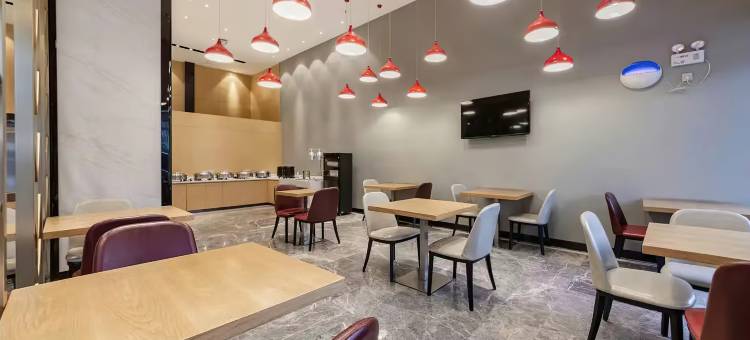 重庆南倾·世界时酒店(解放碑洪崖洞店)图片