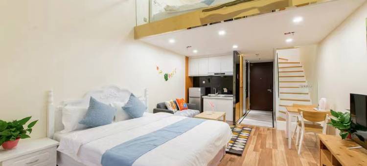 拾光民宿(大连星海广场会展中心地铁站店)图片