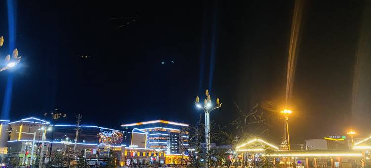 玛沁时空电竞酒店图片