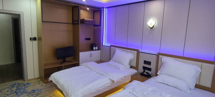 铂曼电竞酒店图片