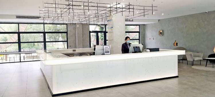 行者·嵖岈山酒店图片