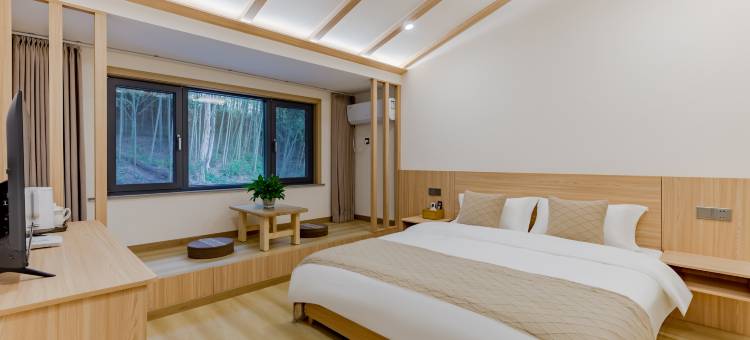 闲潭拾光民宿(桃花潭景区店)图片