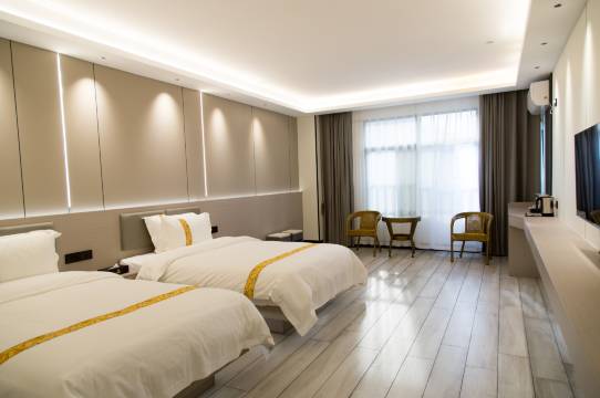 艺家酒店(武鸣东盟商业广场东盟汽车站店)