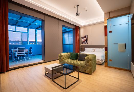 北屯红景天大酒店外景图