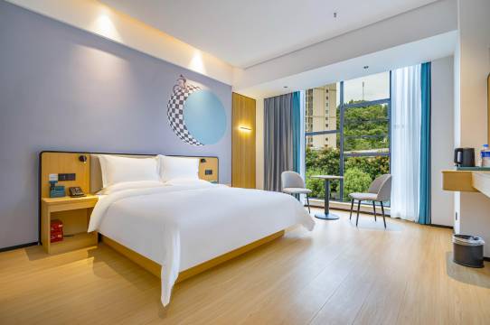 秋朵酒店(宜昌东站福久源新天地店)