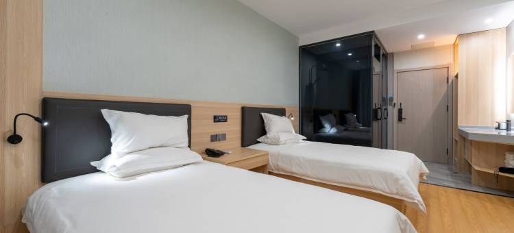 如家UP华驿精选酒店(北京平谷步行街区政府店)图片