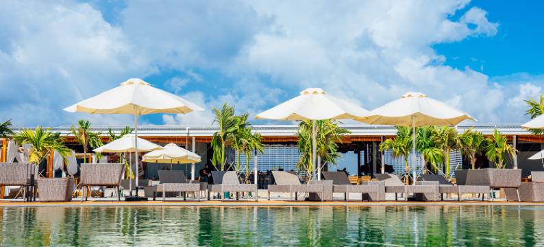 夏湾沙滩俱乐部与木屋(Summer Bay Beach Club & Cabins)图片