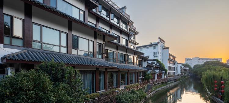 南京夫子庙花间府·来燕图片