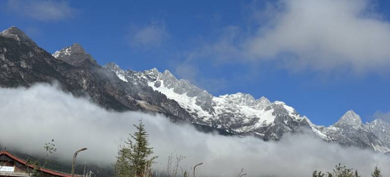 雪马玉龙酒店图片