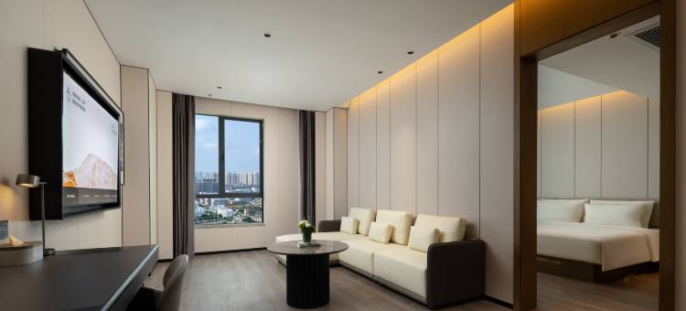 北海银滩大道亚朵酒店图片