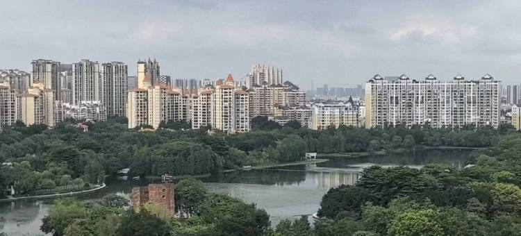 墨迹公寓(佛山第一人民医院亚艺公园地铁站店)图片