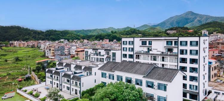 拾月湾温泉(河源东源黄村镇店)图片